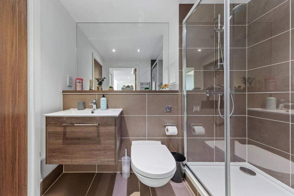 Beautiful Living Sleep 7 In London Bp34 Appartement Buitenkant foto